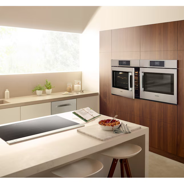 Bosch Benchmark Series 30-in Single Electric Wall Oven True Convection Self-cleaning (Stainless Steel)