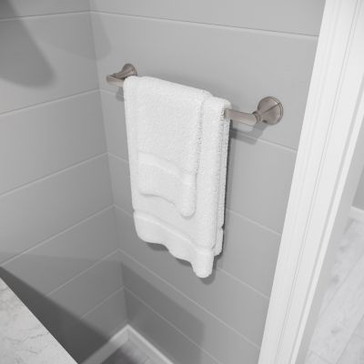 Pfister Woodbury 18-in Towel Bar Bath Accessory Spot Defense Brushed Nickel, BTB-WD1GS Retail: $54.00, Loc: B1, FINAL PRICE