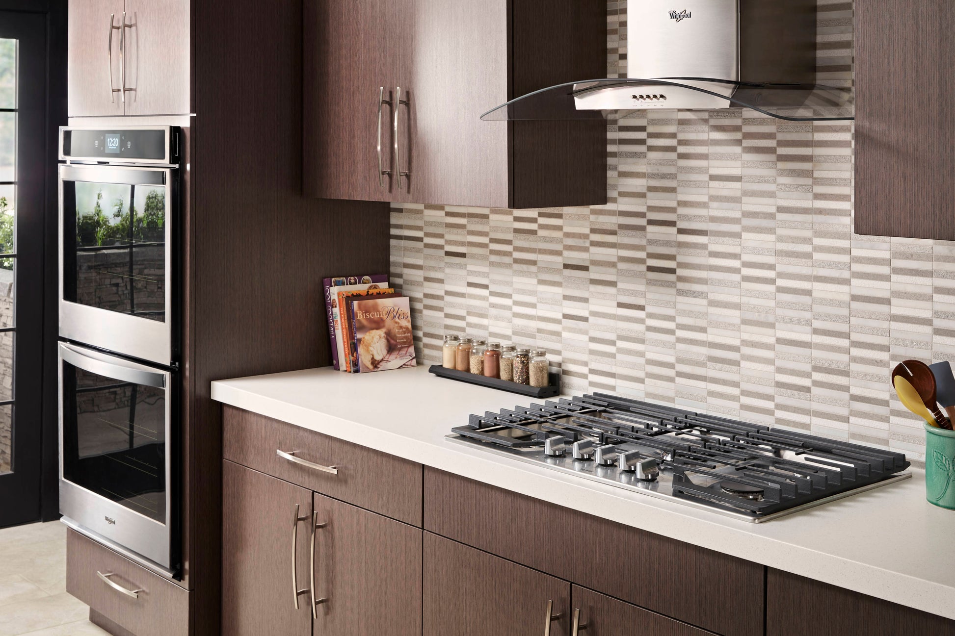 Whirlpool 36-in 5 burners Stainless steel Gas Cooktop (Griddle Included), WCG97US6HS00, FINAL PRICE: $799.99 + TAX
