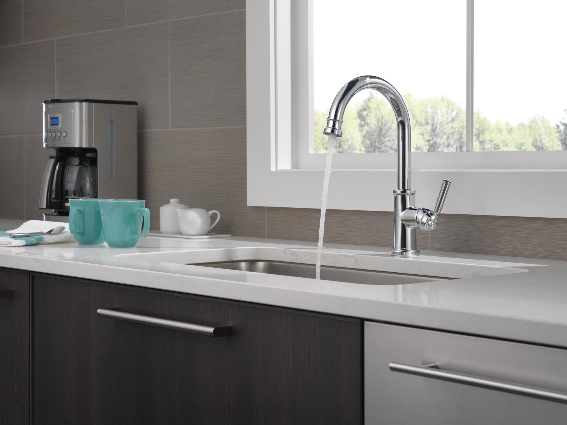 Peerless Westchester Single-Handle Kitchen Faucet in Chrome