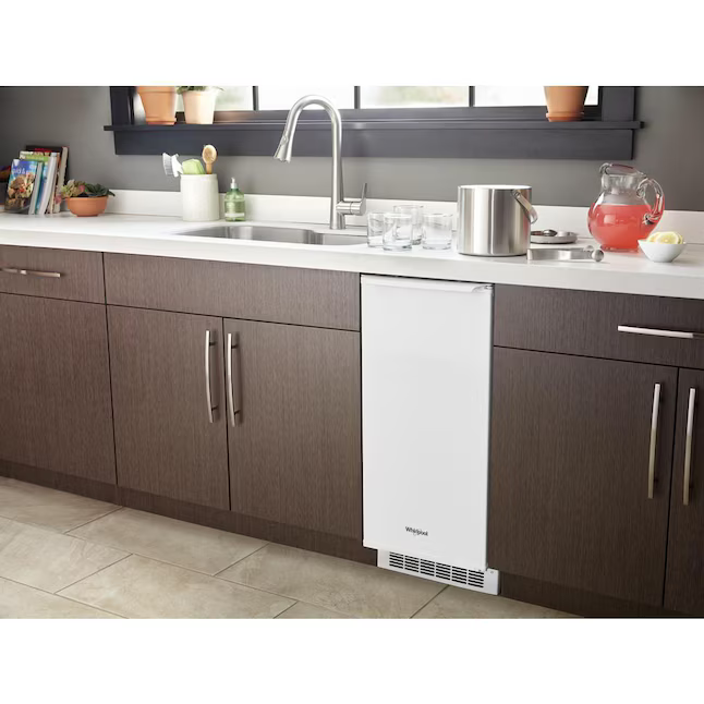 Whirlpool 29-lb Ice per day Freestanding or Built-in Cubed Ice Maker (White), WUi75X15HW/02 *JR2508, Retail: $1843.99, FINAL PRICE: $1099.99 + TAX