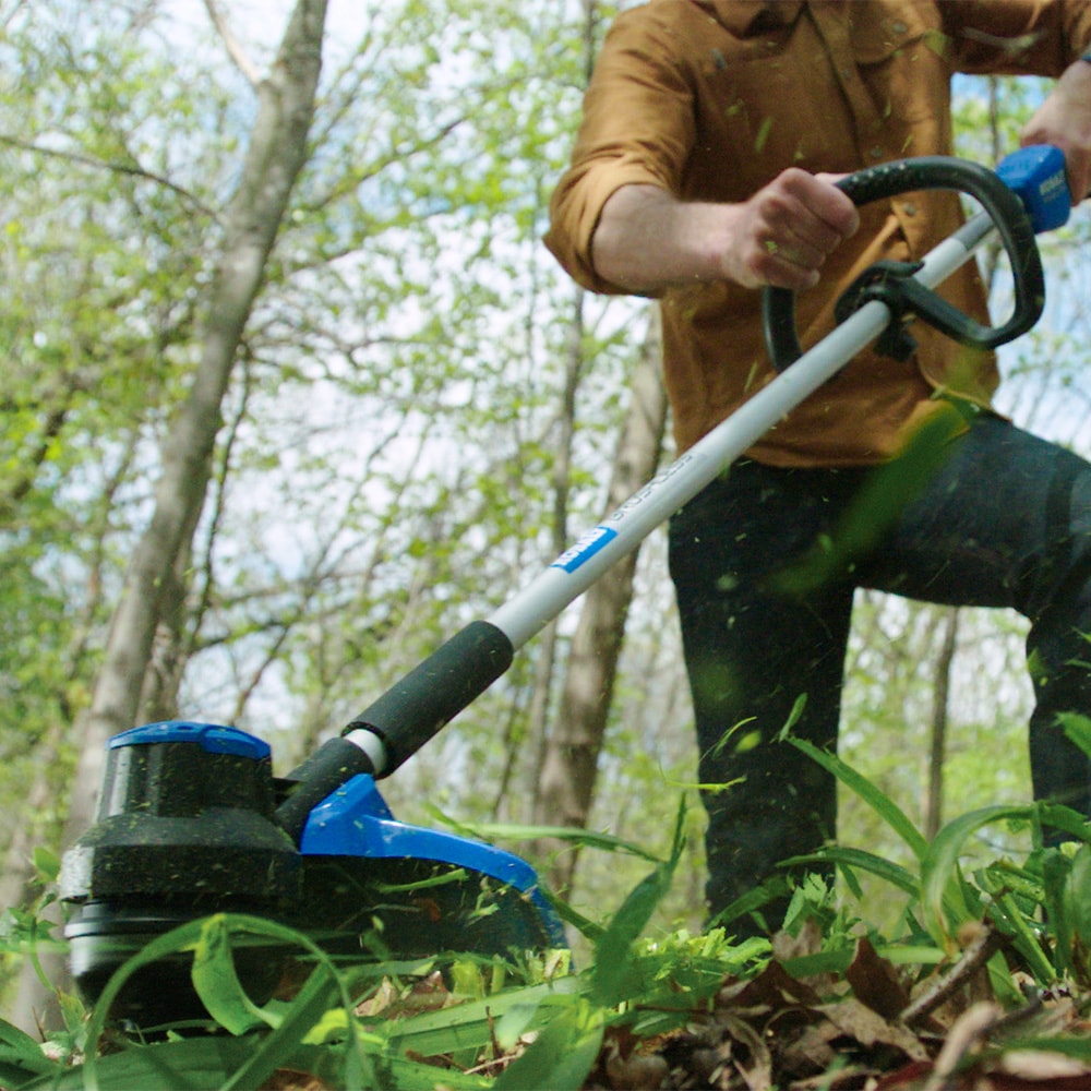 Kobalt 24-volt Cordless Battery String Trimmer and Leaf Blower and Combo Kit 4 Ah (Battery Included) (Charger Included) [FBM-105]