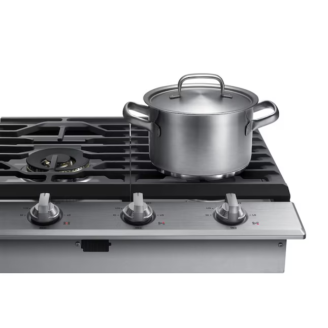 Samsung 36-in 5 Burners Stainless Steel Gas Cooktop (Griddle Included), NA36N7755TS/AA *JR2510, Retail: $1,949.00, FINAL PRICE: $899.99 + TAX