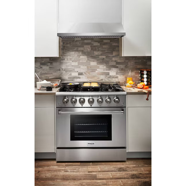 THOR 36-in 800-CFM Stainless Steel Wall-Mounted Range Hood