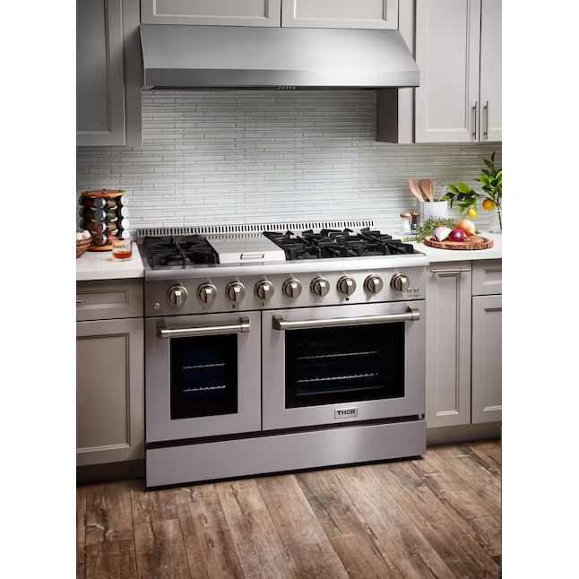 Thor Kitchen 48-in Convertible 800-CFM Stainless Steel Wall-Mounted Range Hood, TRH4805 *JR2512, Retail: $999.00, FINAL PRICE: $499.99 + TAX