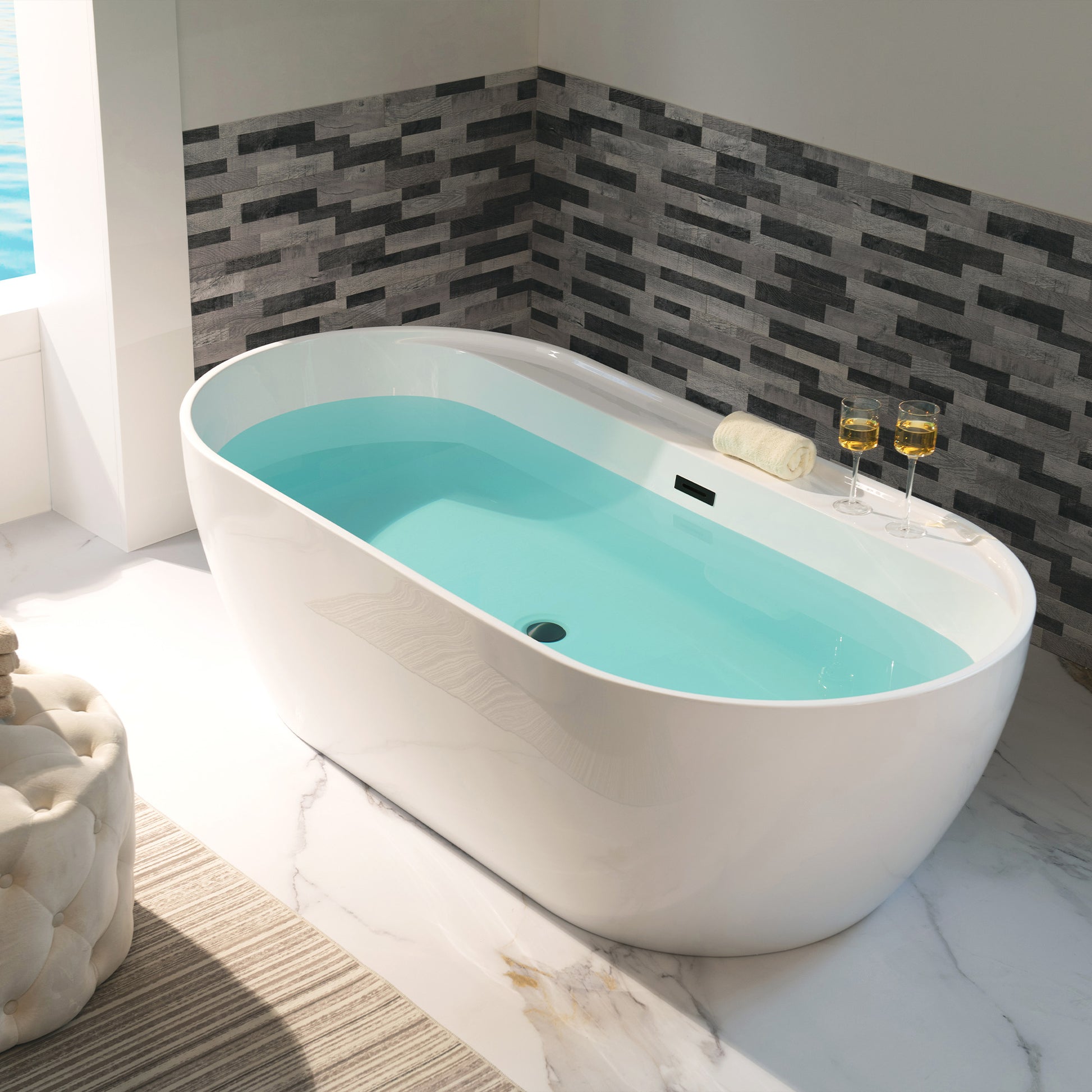 WOODBRIDGE 72" L x 35-3/8" W x 22-7/8" H Acrylic Freestanding Bathtub Contemporary Soaking White Tub with Matte Black Overflow and Drain, B0059-MB, MSRP: $1,368.00, Final Price: $699.99 + Tax