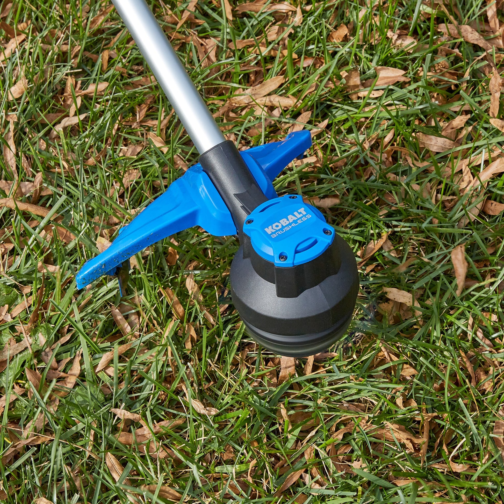 Kobalt 24-volt Cordless Battery String Trimmer and Leaf Blower and Combo Kit 4 Ah (Battery Included) (Charger Included) [FBM-105]