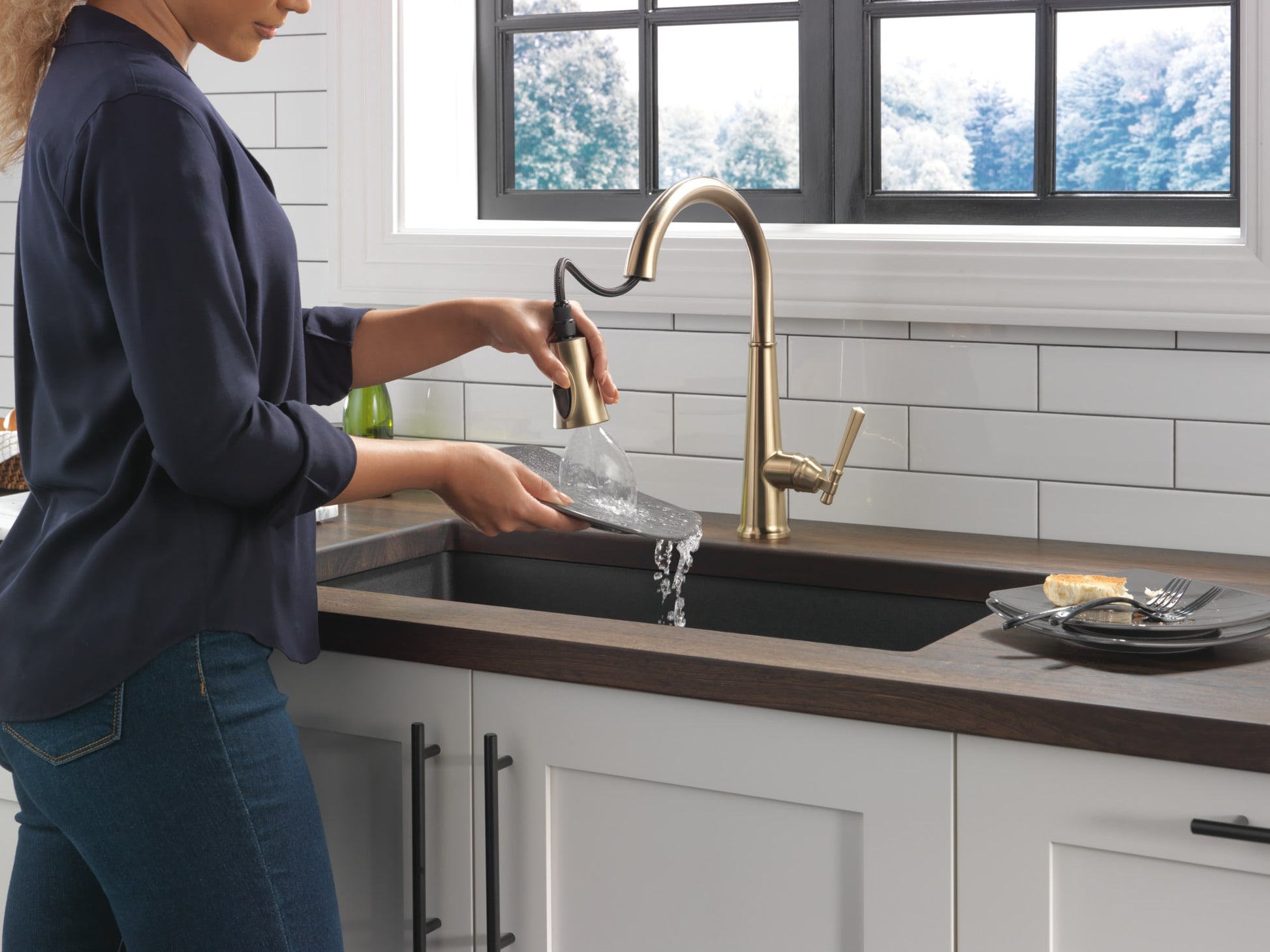 Delta Emmeline Single Handle Pull-Down Kitchen Faucet in Lumicoat Champagne Bronze, 9182-CZ-PR-DST, MRSP: $928, FINAL PRICE: $ + TAX