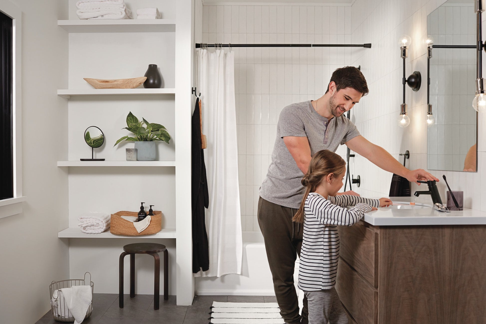 Peerless Precept Single-Handle Bath Faucet in Matte Black, P1547LF-BL, MSRP: $170.91, FINAL PRICE: $69.99 + TAX