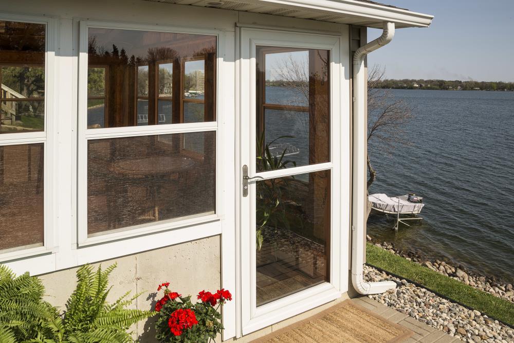 LARSON 80 Split Fullview (Tradewinds) Low-E 36-in x 81-in Brown Aluminum Reversible Hinge Storm