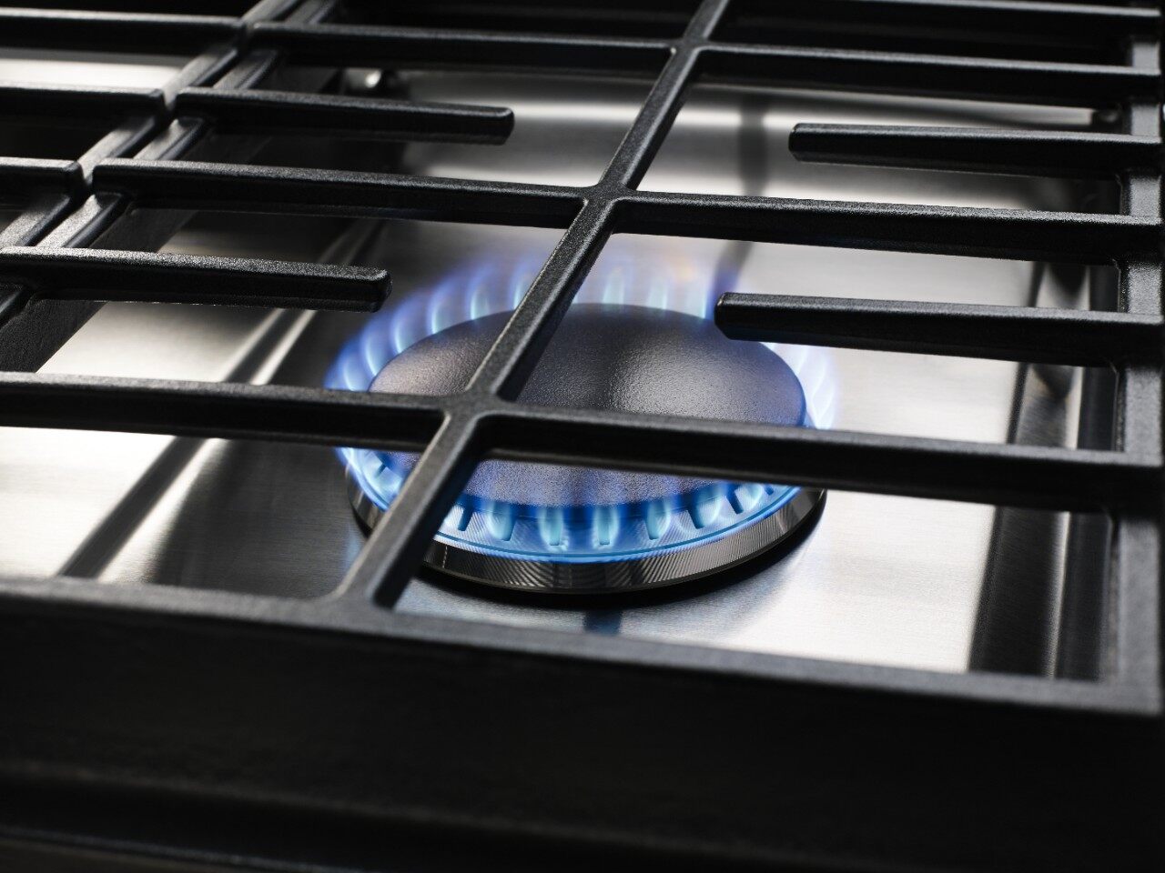 KitchenAid 30-in 5 burners Stainless steel Gas Cooktop, KCGS350ESS, FINAL PRICE: $749.99
