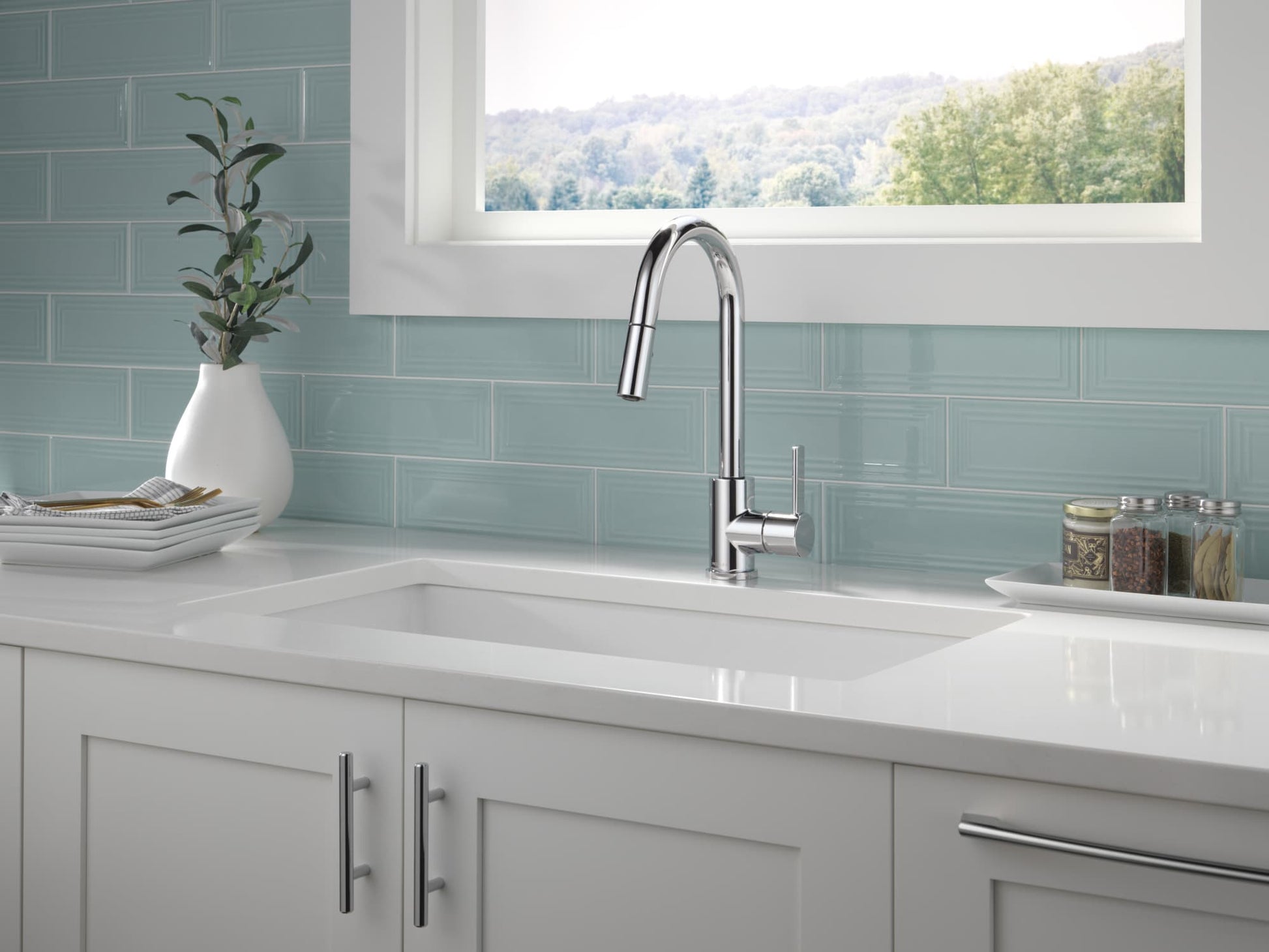 Peerless Precept Single-Handle Pull-Down Kitchen Faucet in Chrome
