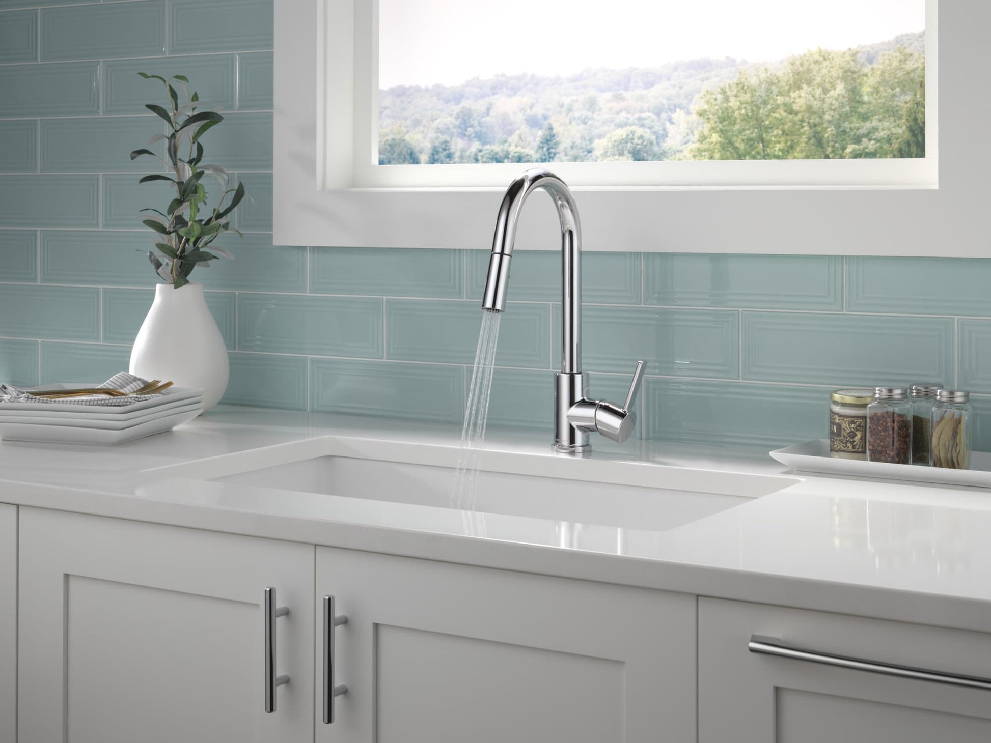Peerless Precept Single-Handle Pull-Down Kitchen Faucet in Chrome