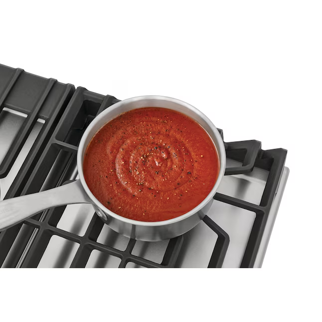 Frigidaire 36-in 5 burners Stainless Steel Gas Cooktop, FCCG3627AS *JR2508, Retail: $1,099.00, FINAL PRICE: $579.99 + TAX