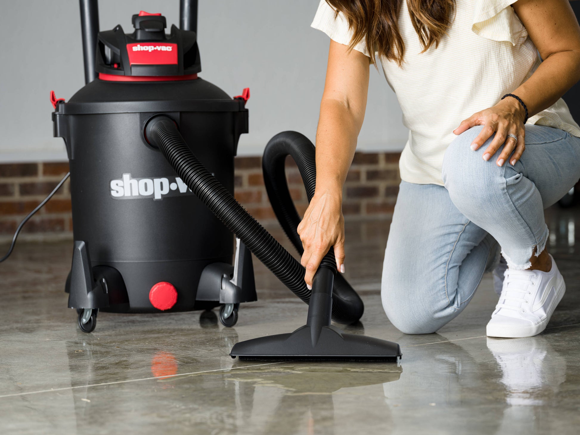 Shop-Vac 10-Gallon 4.5 HP Corded Wet/Dry Shop Vacuum with Accessories Included