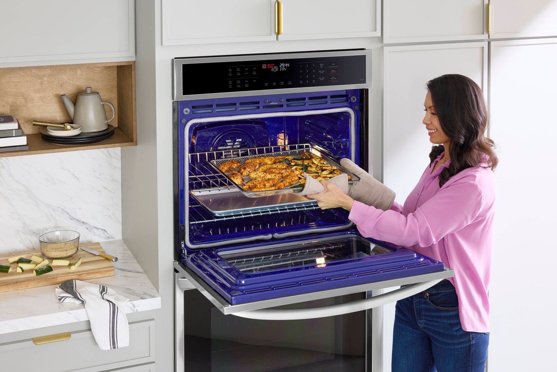LG 30 inch Double Electric Wall Oven with Air Fry Self-cleaning ( PrintProof Stainless Steel )