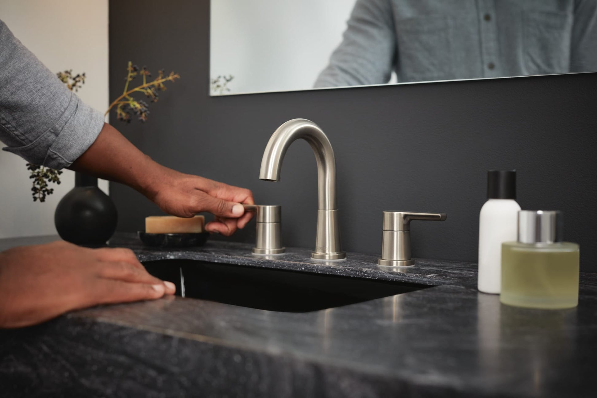 Flute  Single Two Handle Widespread Lavatory Faucet