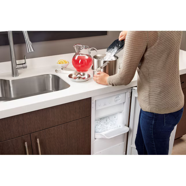 Whirlpool 29-lb Ice per day Freestanding or Built-in Cubed Ice Maker (White), WUi75X15HW/02 *JR2508, Retail: $1843.99, FINAL PRICE: $1099.99 + TAX