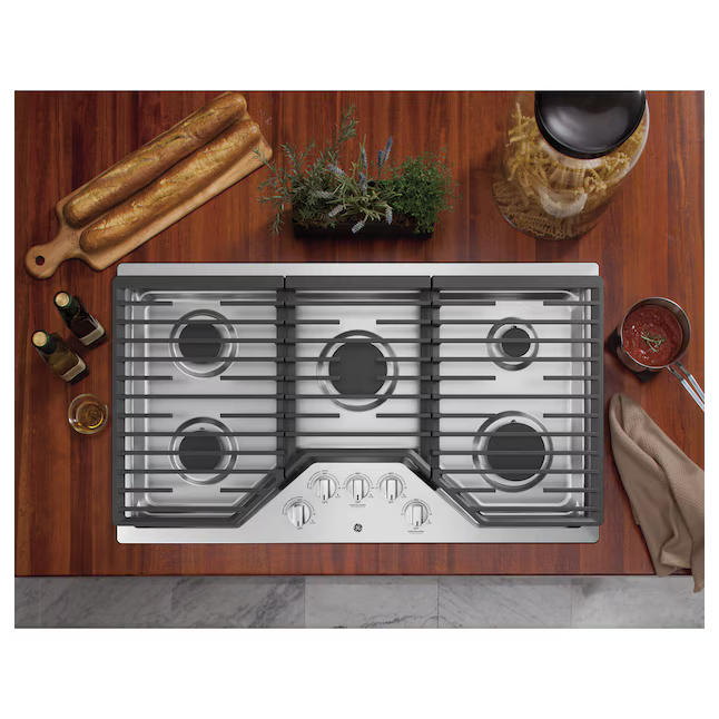 GE 36-in 5 burners Stainless Steel Gas Cooktop, JGP5036SLSS *JR2508, Retail: $1,699.00, FINAL PRICE: $699.99 + TAX