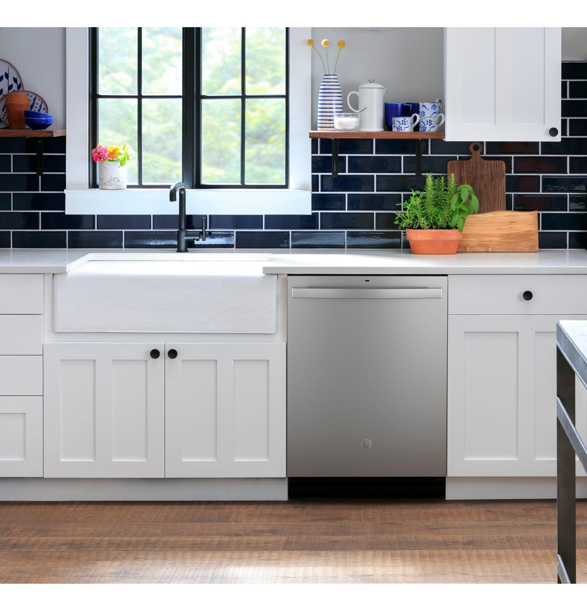 GE 24-in Top Control Built-in Dishwasher ( Stainless Steel ) , Dry Boost , 55-Decibel