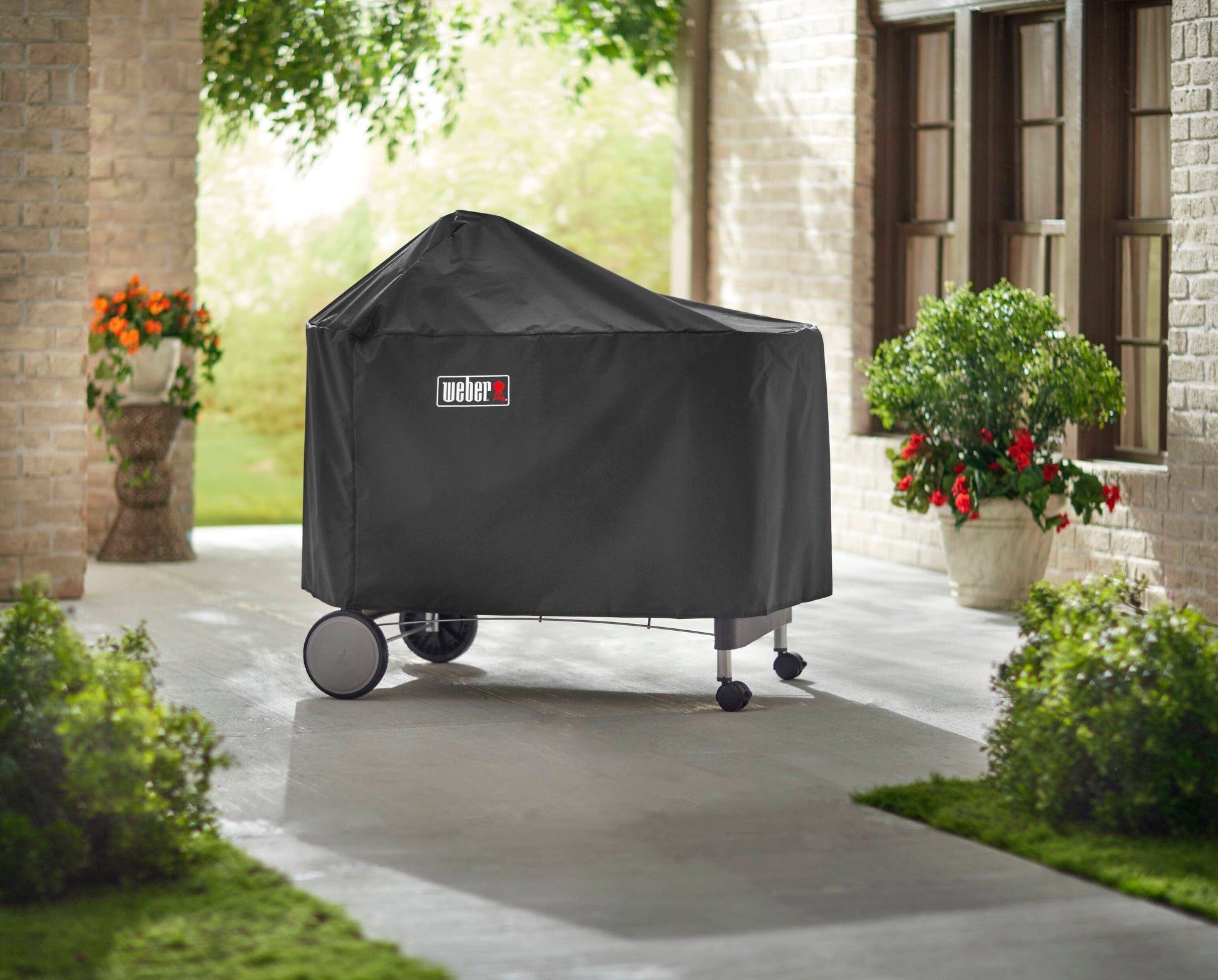 Weber 53-in W x 45-in H Black polyester Charcoal Grill Cover