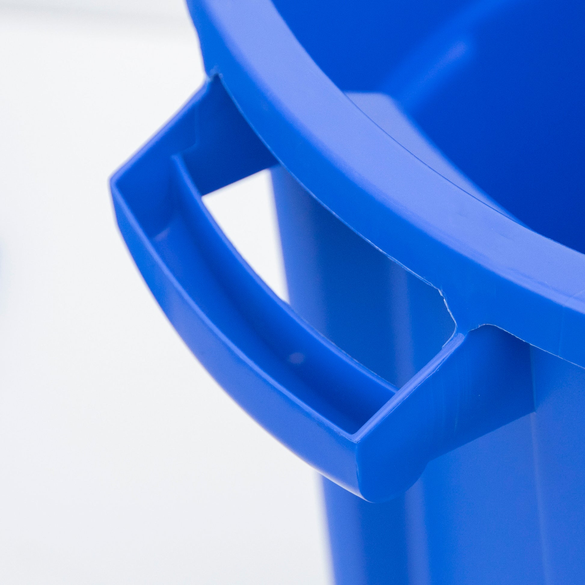 Project Source 32-Gallon Blue Outdoor Recycling Bin  [FBM-233]