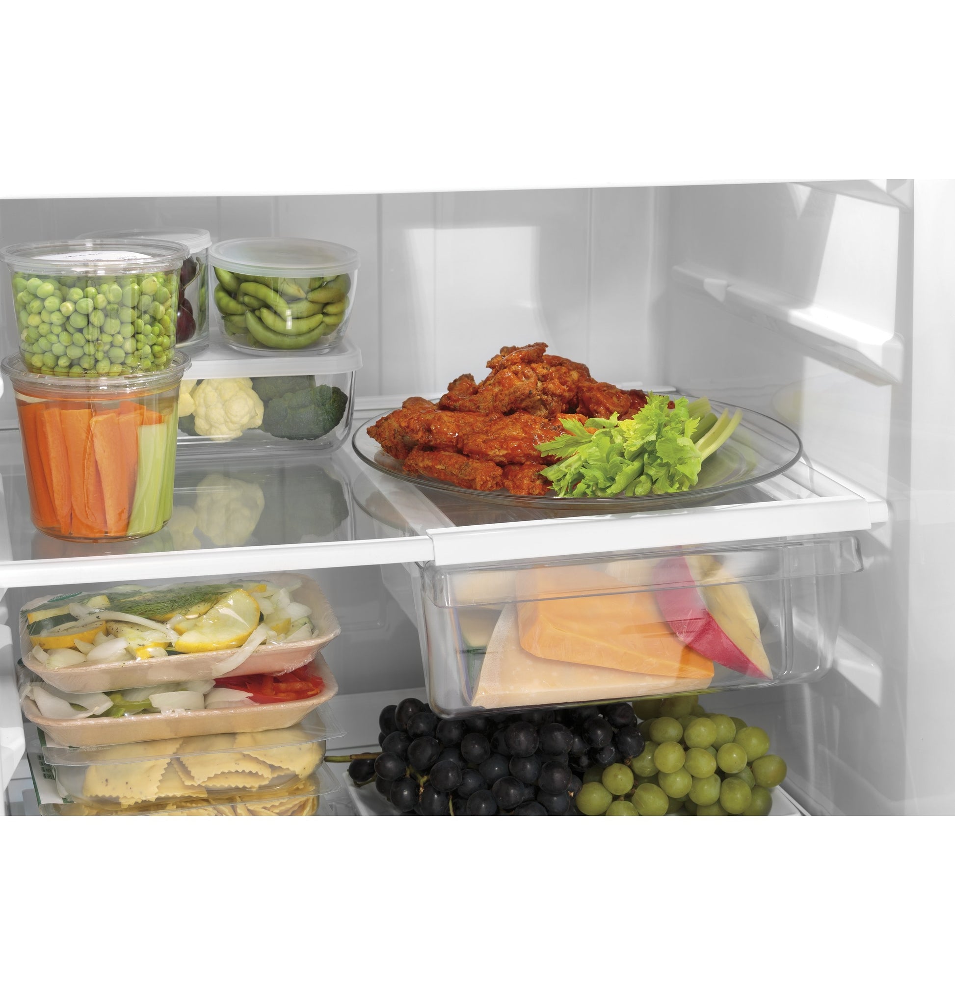 GE 17.5-cu ft Standard-Depth 28-in Wide Top-Freezer Refrigerator ( Fingerprint Resistant Stainless Steel )