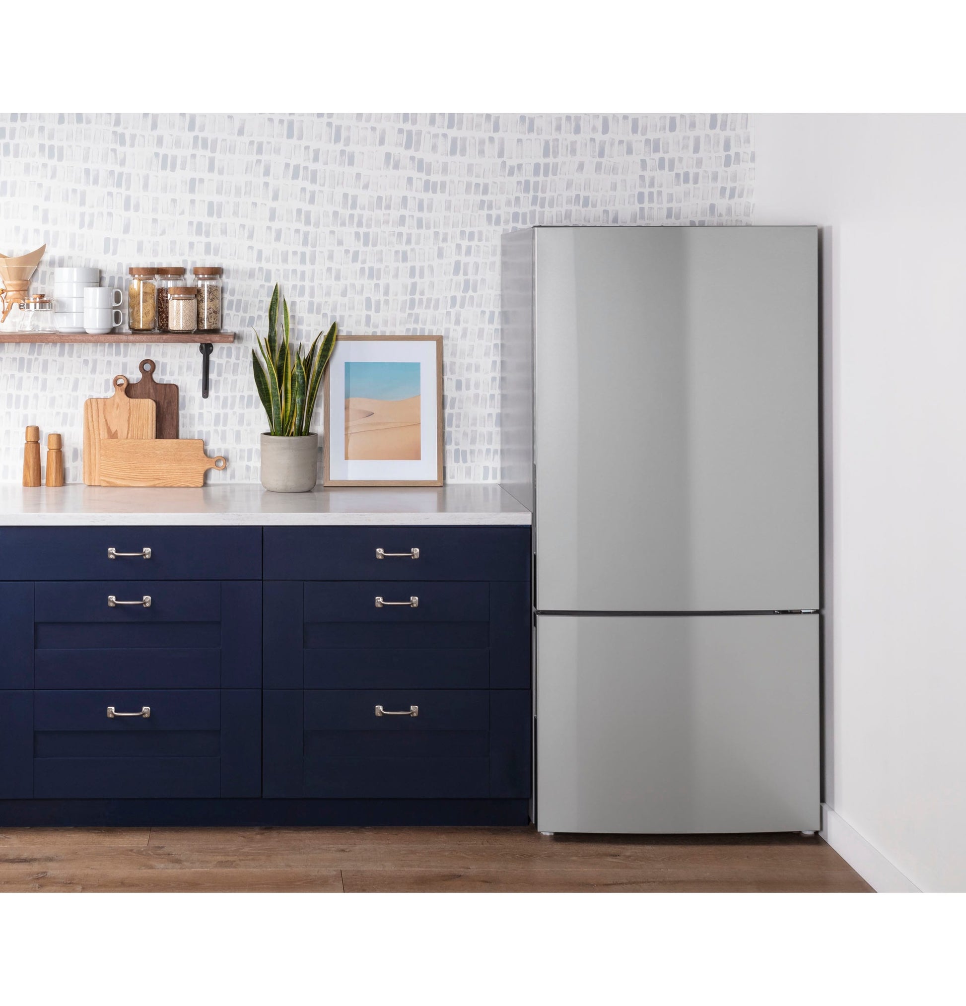 GE 17.7-cu ft Counter-Depth 31-in Wide Bottom-Freezer Refrigerator Fingerprint Resistant Stainless Steel ) ENERGY STAR Certified