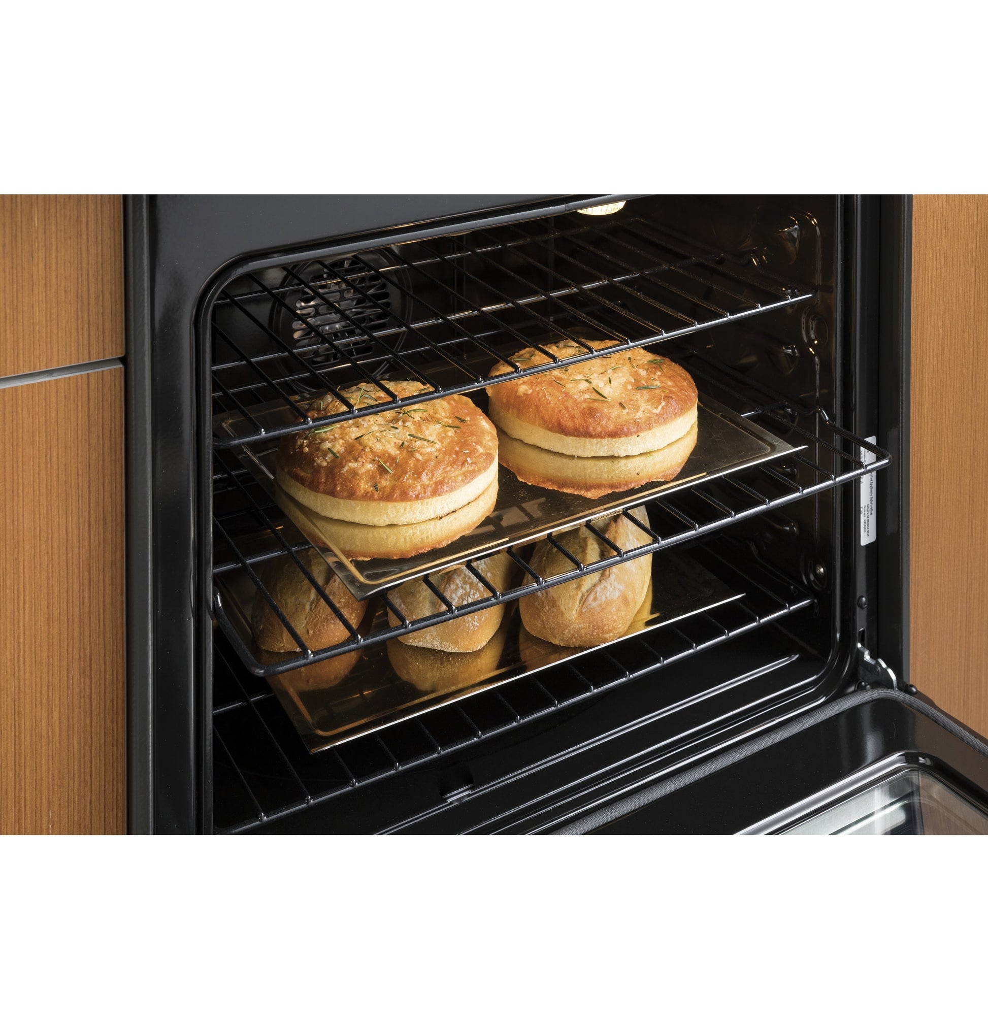 GE Profile 30-in Glass Top 5 burners 4.4-cu ft / 2.2-cu ft Air Fry Convection Oven Slide-In Double Oven Electric Range ( Fingerprint Resistant Stainless Steel )