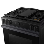 Samsung Bespoke 30-in 5 Burners 6-cu ft Self-cleaning Air Fry Convection Oven Slide-in Smart Natural Gas Range (Matte Black Steel), NSG6DG8500MT/AA *BD