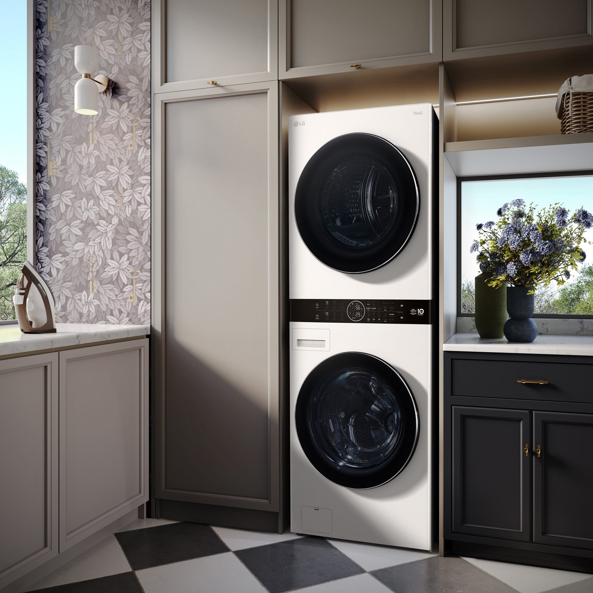 LG Ventless Heat Pump Washtower Electric Stacked Laundry Center with 5-cu ft Front load Washer and 7.8-cu ft Dryer ( White )