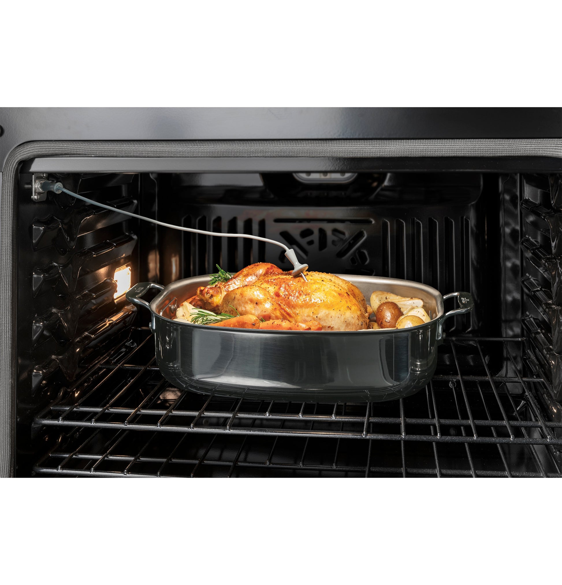 GE 30 inch Single Electric Wall Oven with Air Fry True Convection and Self + Steam Cleaning ( Stainless Steel )