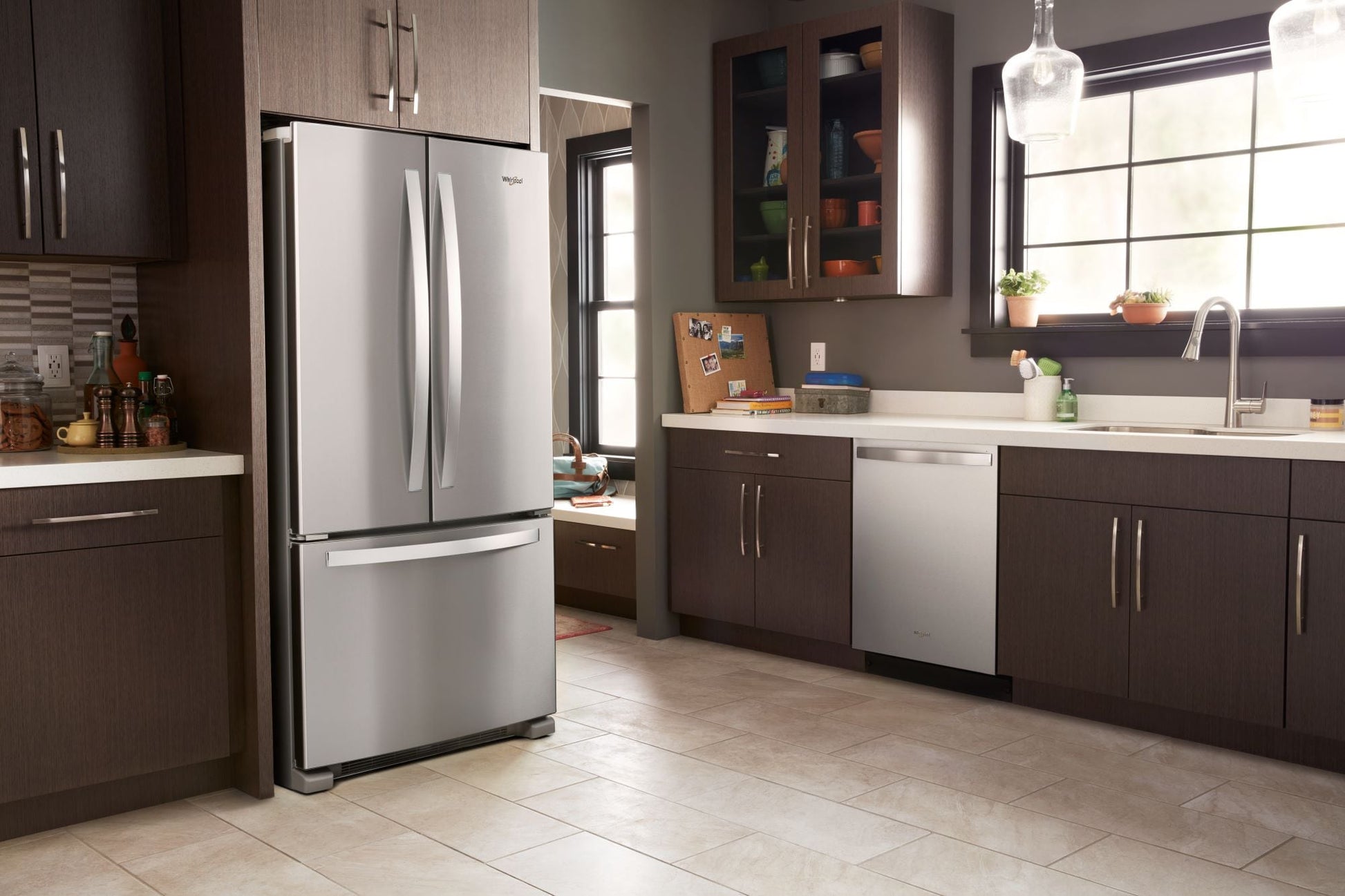 Whirlpool Standard-Depth 22.1-cu ft 3 -Door 35-in Wide French Door Refrigerator with Water Dispenser ( Stainless Steel ) ENERGY STAR Certified