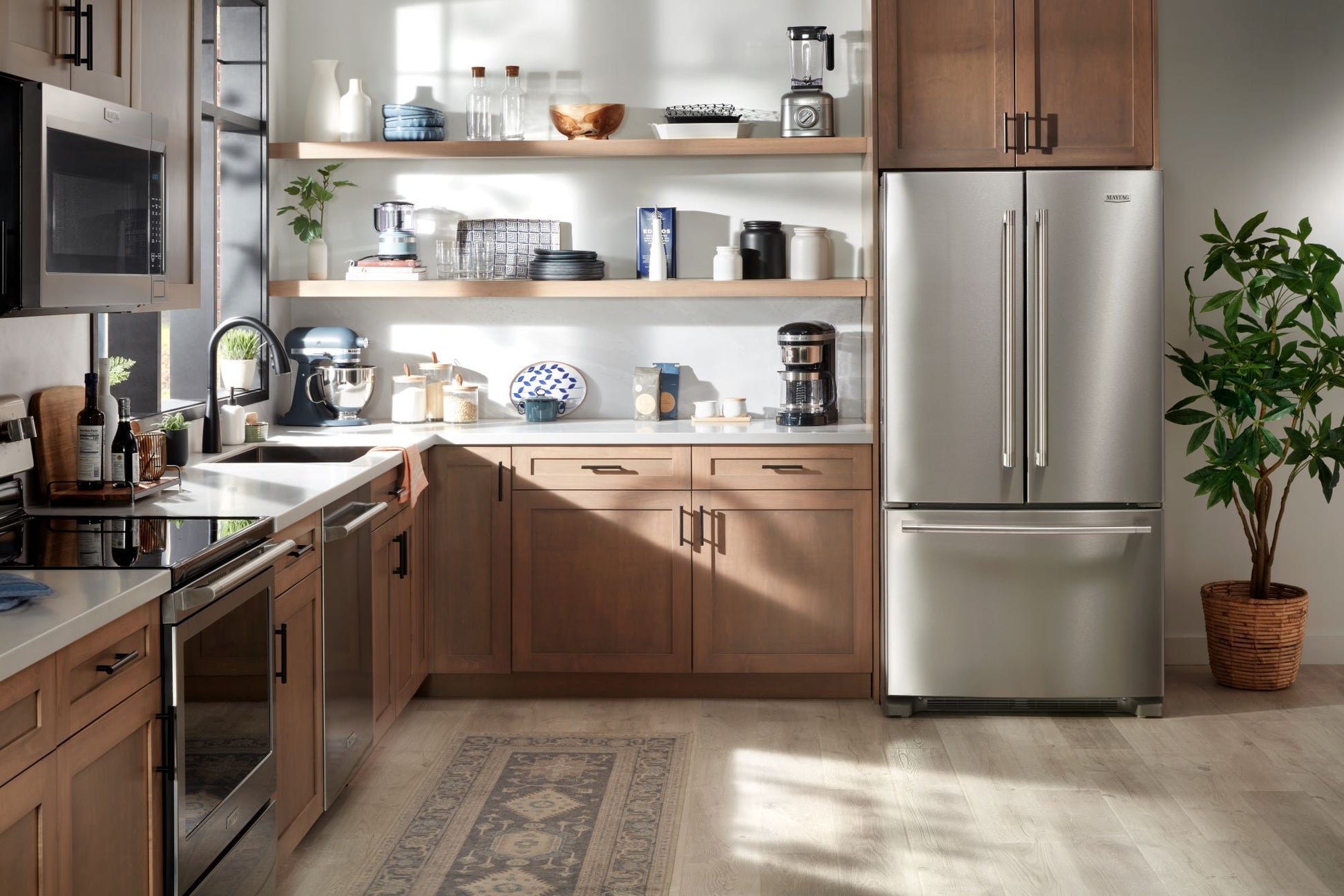 Maytag Standard-Depth 25.2-cu ft 3 -Door 36-in Wide French Door Refrigerator with Ice Maker ( Fingerprint Resistant Stainless Steel )