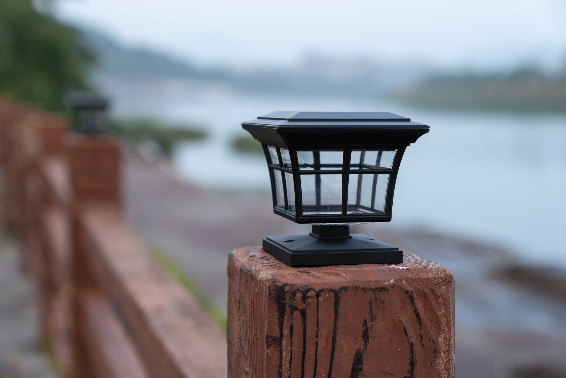 Harbor Breeze 2 -Pack Path lights 14 -Lumens Black Low voltage Solar LED Outdoor Path Light Kit ( 3250-K )
