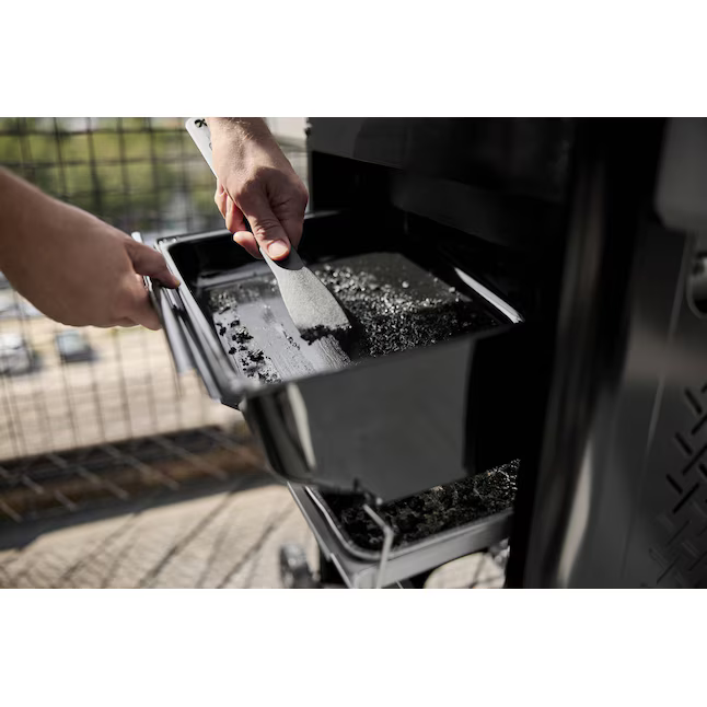 Weber Spirit E-210 Black 2-Burner Liquid Propane Gas Grill, 1501000 *JR2509, Retail: $449.00, FINAL PRICE: $249.99 + TAX