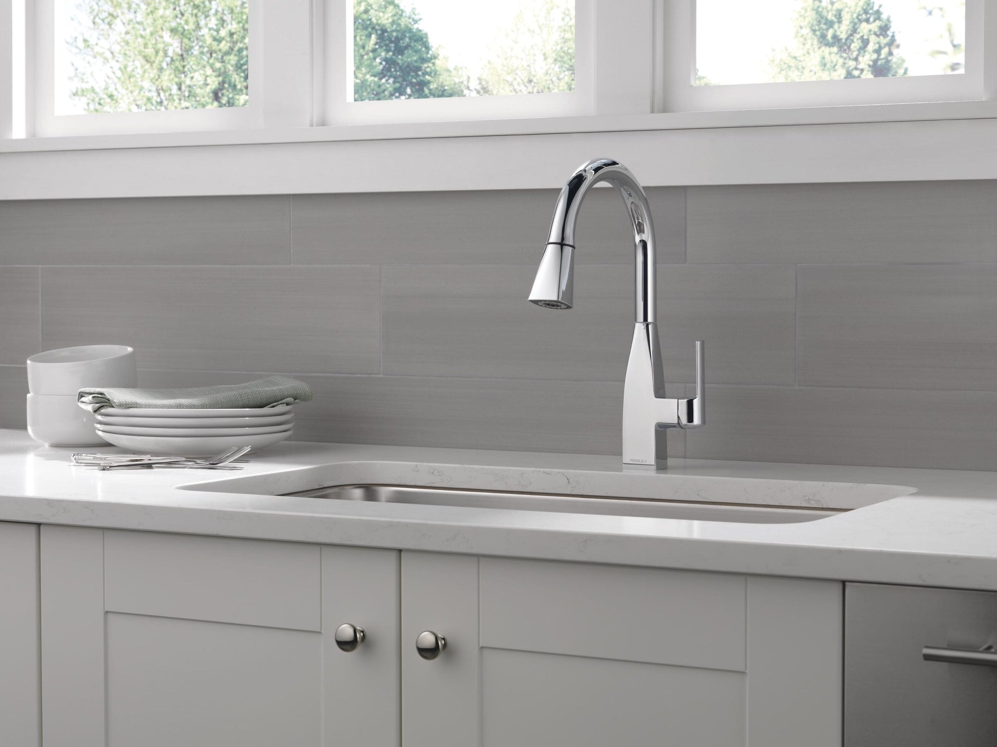 Peerless Xander Single-Handle Kitchen Faucet in Chrome, P7919LF, MSRP: $314.86, FINAL PRICE: $59.99 + TAX