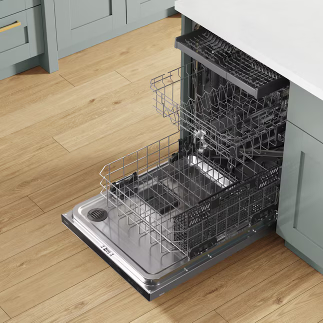 Whirlpool Eco Series Large Capacity 24-in Top Control Built-in Dishwasher With Third Rack (Fingerprint Resistant Stainless Steel) 47-dBA, WDT750SAKZ/3 *JR2509, Retail: $949.00, FINAL PRICE: $499.99 + TAX