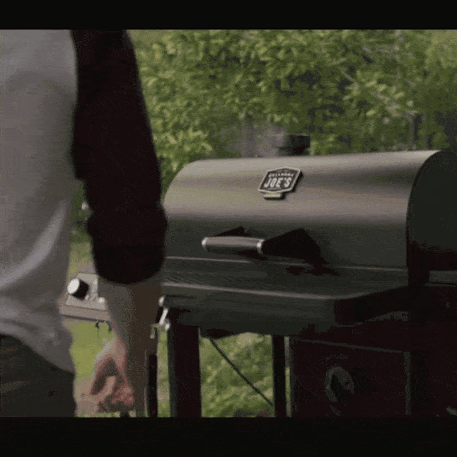 Oklahoma Joe's Tahoma Gravity Feed 900-Sq. in Black Horizontal Charcoal Smoker, 24203104 *JR2509, Retail: $799.99, FINAL PRICE: $429.99 + TAX