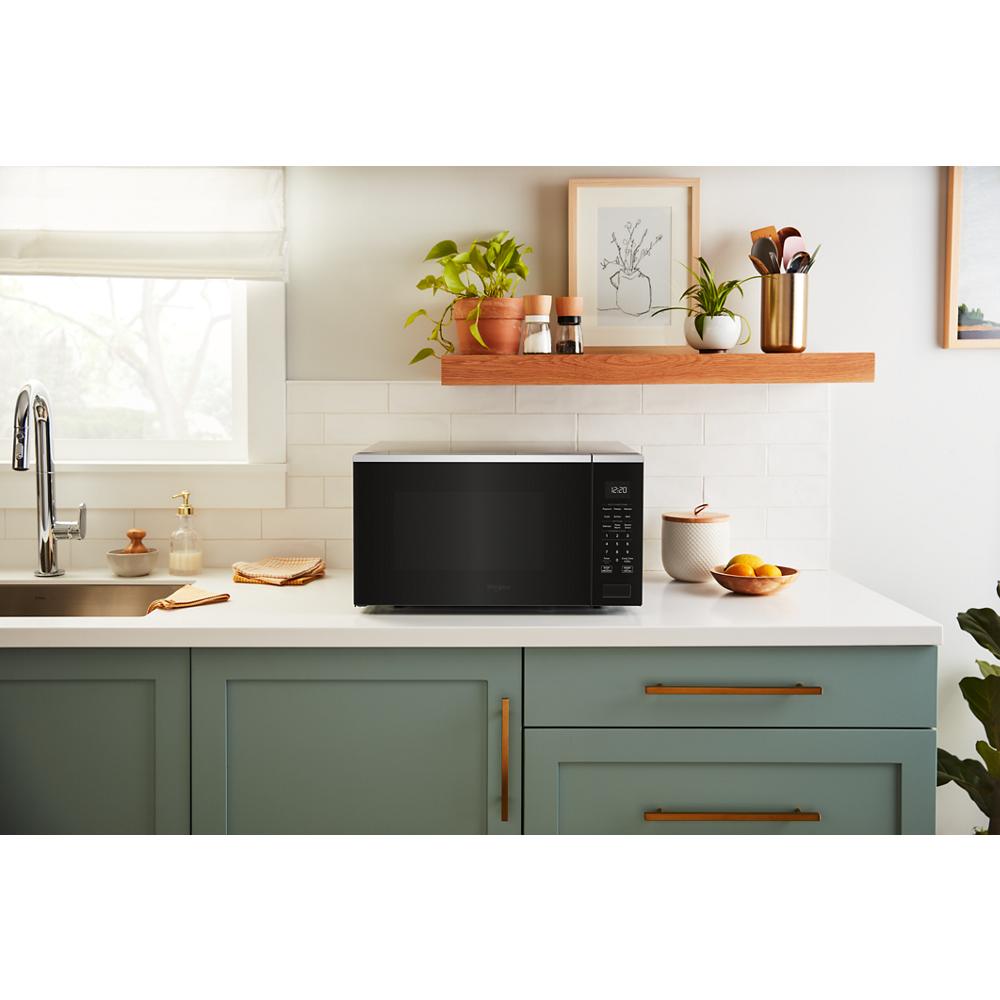 Whirlpool 1.6-cu ft 1200 -Watt Countertop Microwave (Fingerprint Resistant Stainless Steel)