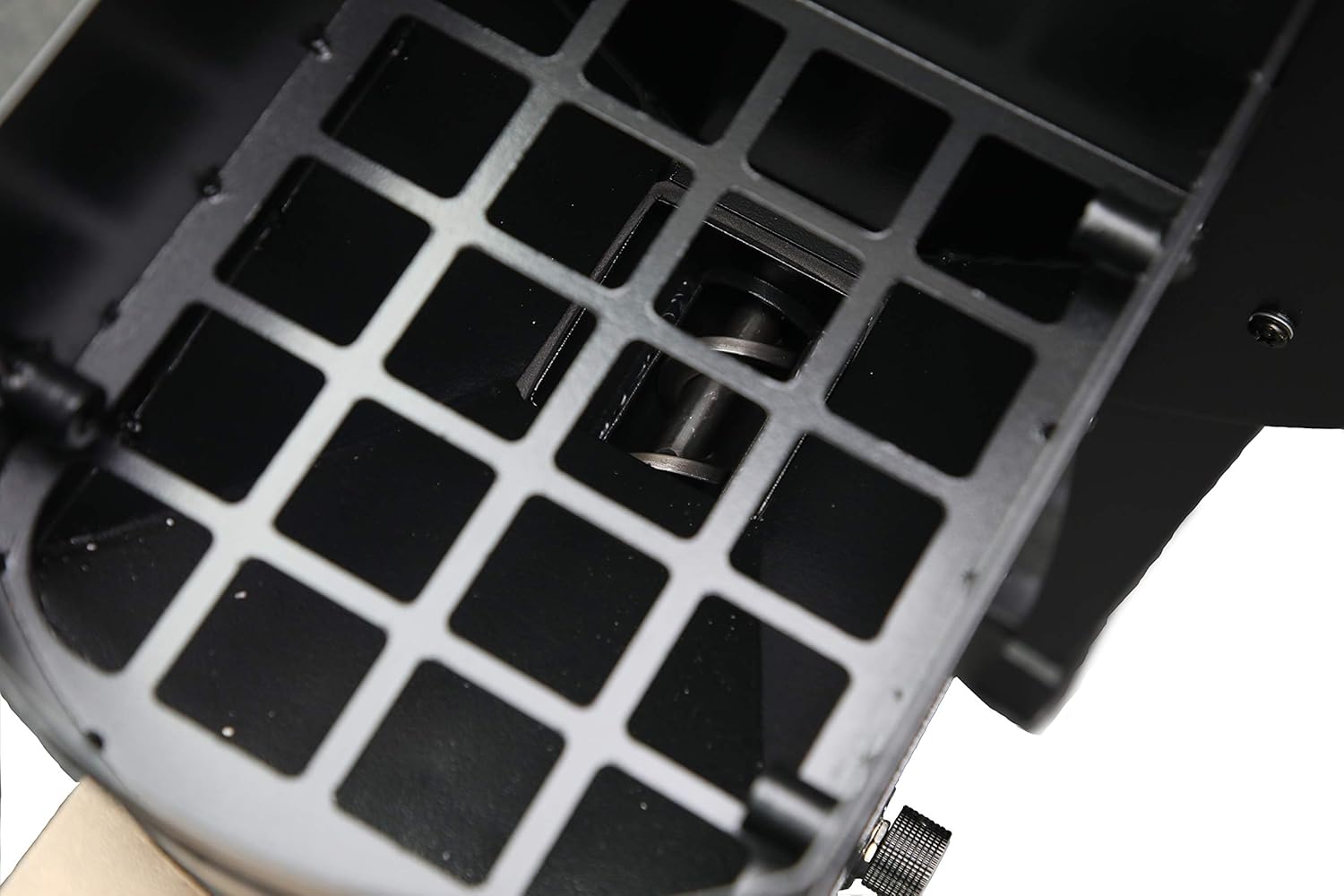 Ozark Grills Razorback Wood Pellet Grill a Smoker with Temperature Probe and 11 Pound Hopper