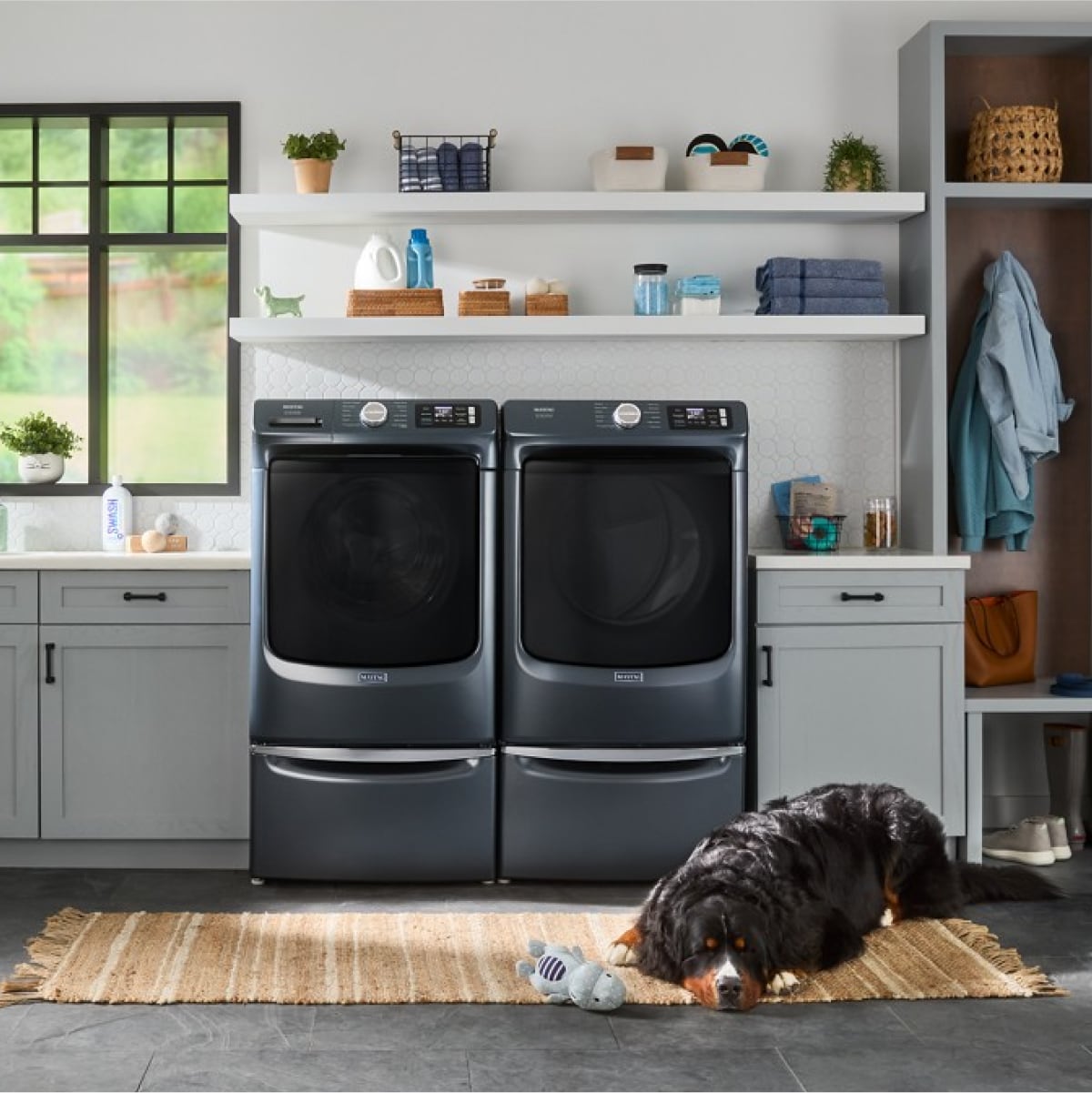 Maytag Pet Pro High Efficiency Stackable Large ( 5-cu ft ) Front Load Washer ( Midnight Steel )