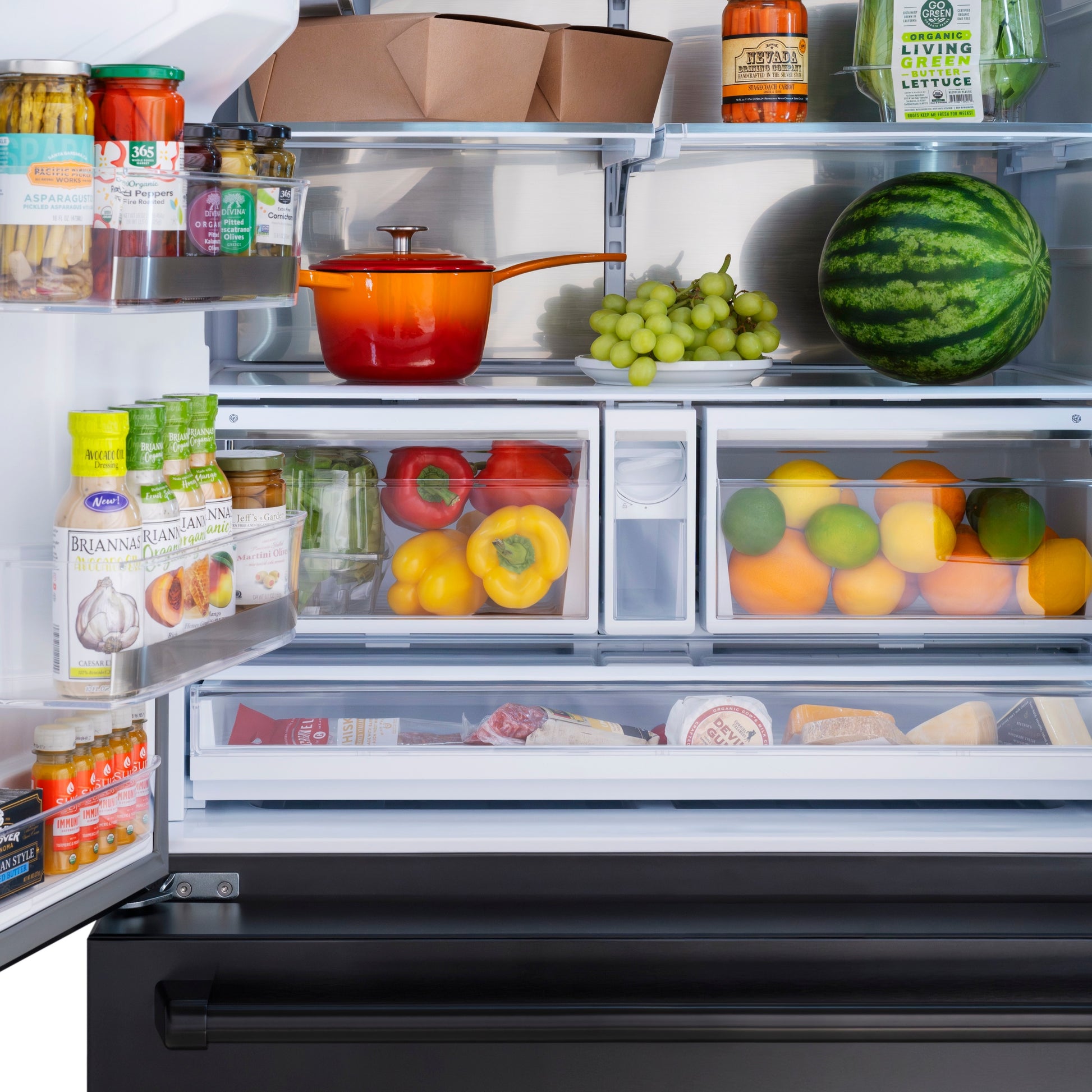 ZLINE KITCHEN & BATH Standard-Depth 28.9-cu ft 36-in Wide with Dual Ice Maker ( Black