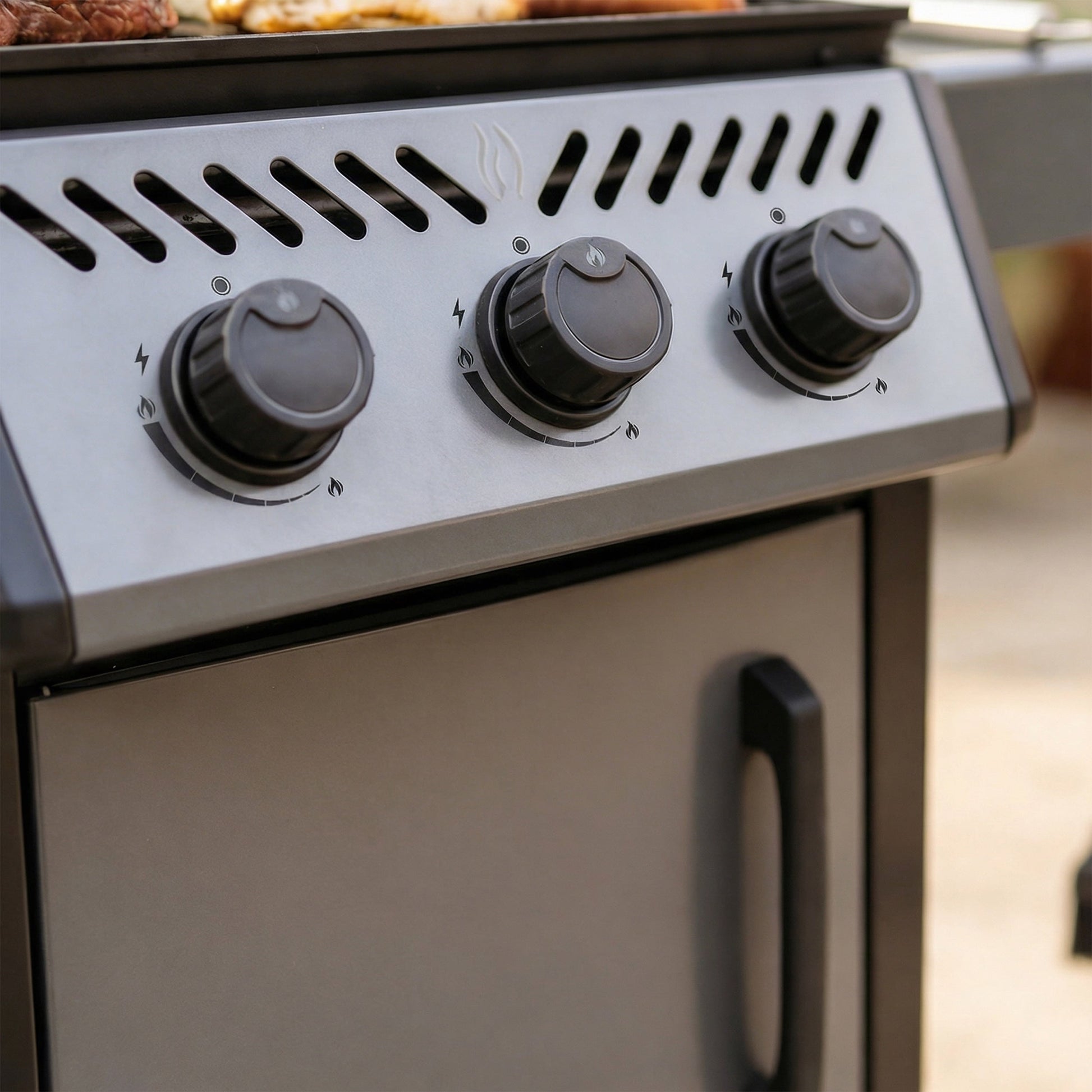 NAPOLEON Freestyle 365 Graphite Grey 3 -Burner Infrared Natural Gas Grill, F365DNGT, FINAL PRICE: