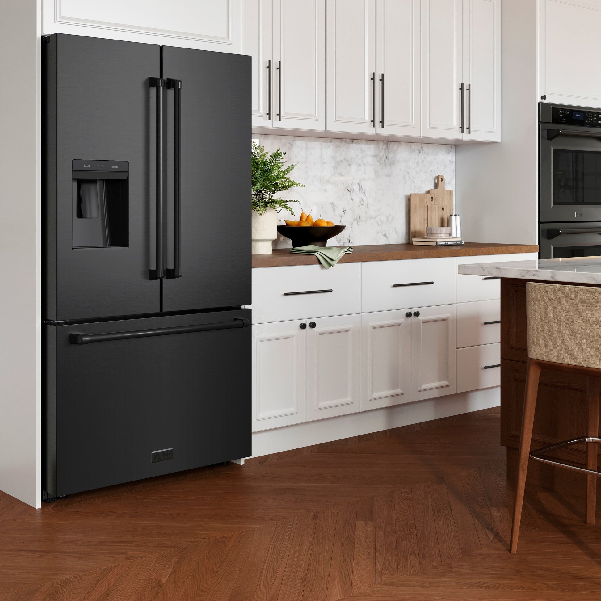 ZLINE KITCHEN & BATH Standard-Depth 28.9-cu ft 36-in Wide with Dual Ice Maker ( Black