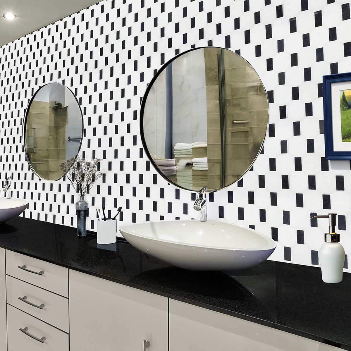 **PER PC** Kaya Sable Black 11x15 Mosaic, SF200006,  9.76sf, 10pcs, 36 lbs, FINAL PRICE: $7.99/sf, $79.90/bx + Tax