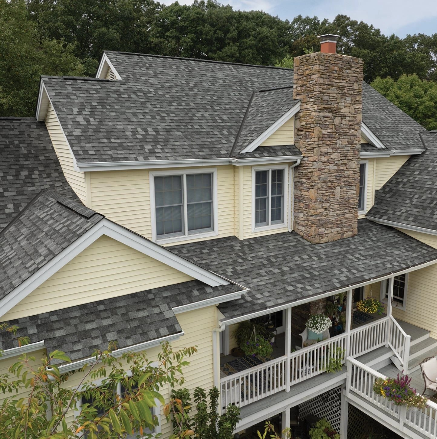 Architectural Roofing Shingles in Smoke Timber 40x13, 67 lbs, FINAL PRICE: $25.00/bundle, $75/Square