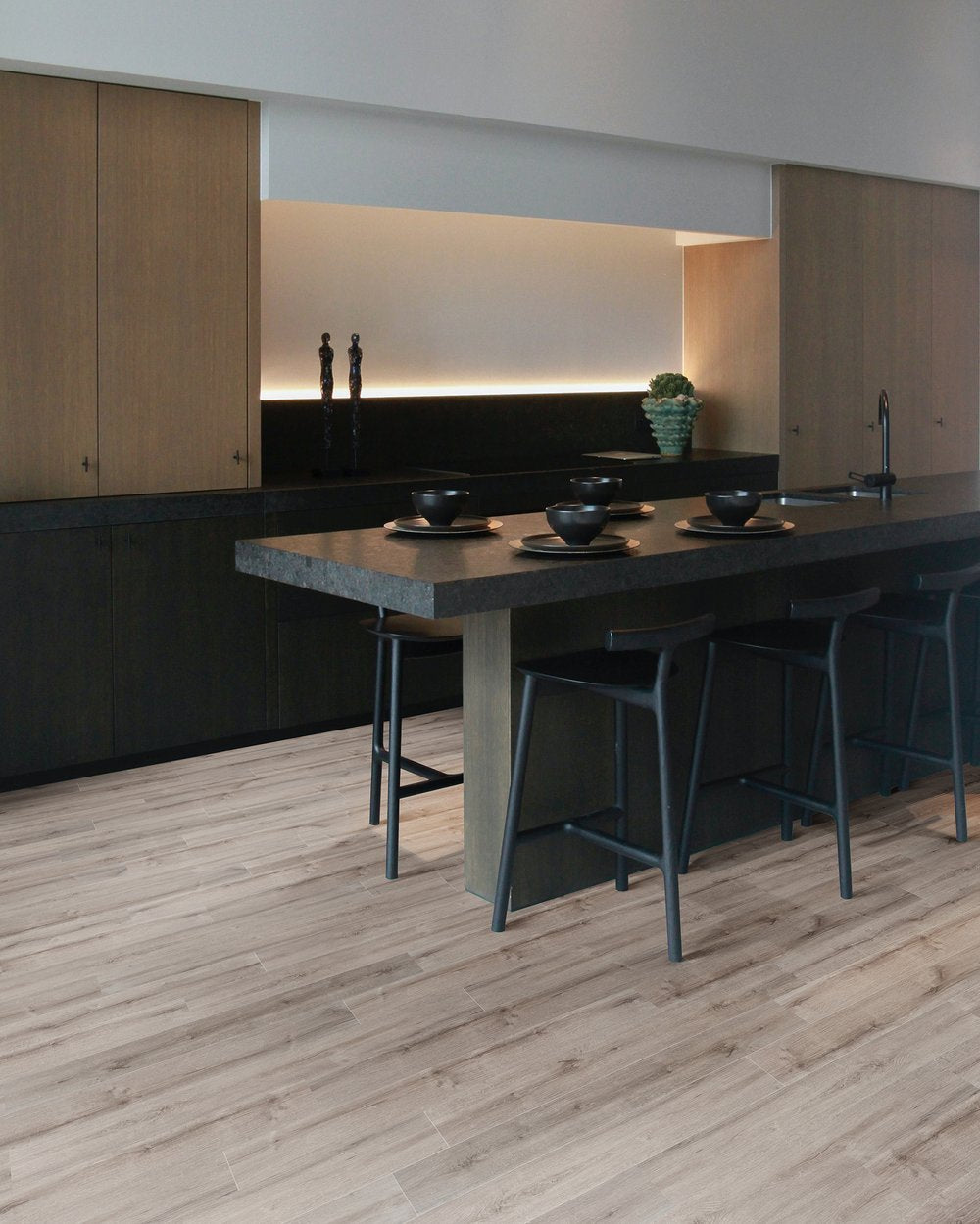 Purrfect Collection 7x48, Luxury Vinyl Flooring ** ON ORDER **, 5mm, 28.68sf, 44lbs, 12pcs FINAL PRICE: $1.39/sf, $39.67/bx