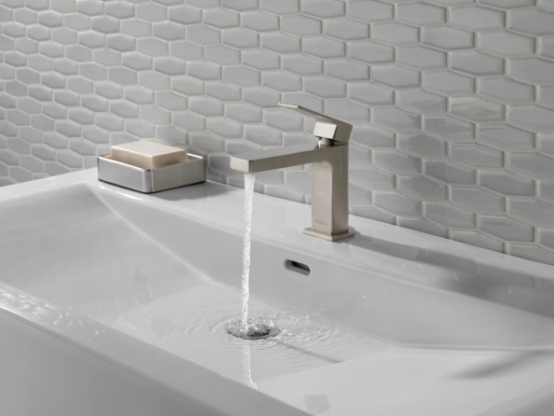 Single-Handle Lavatory Faucet, P1519LF-BNTP, MSRP: $271.30, FINAL PRICE: $59.99 + TAX
