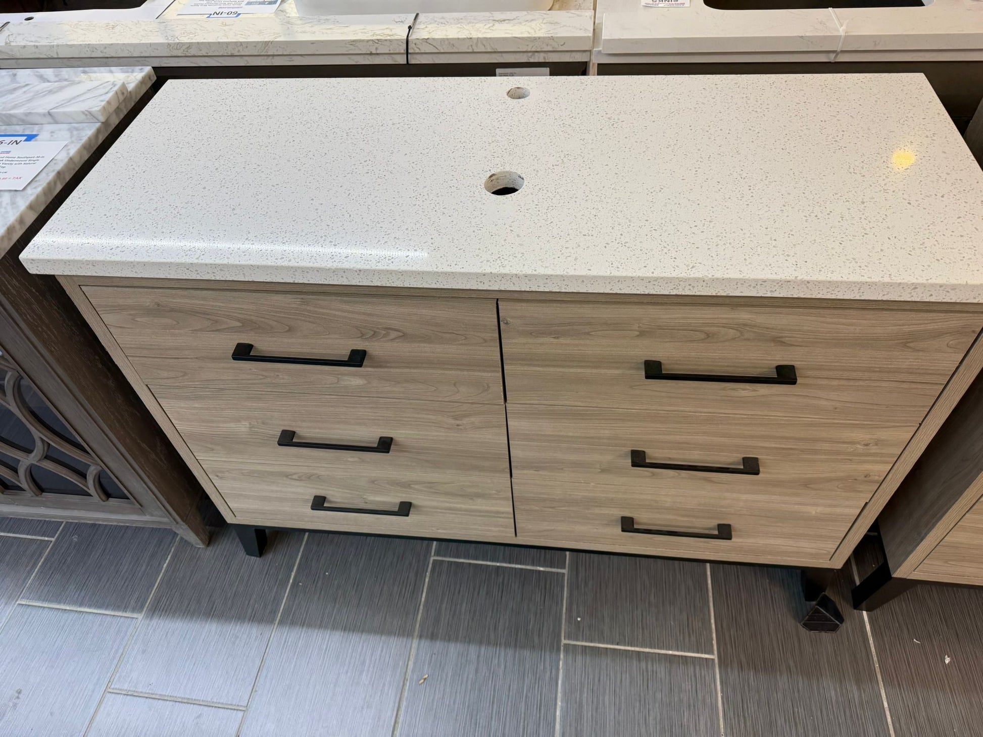 **CUSTOM TOP** Diamond NOW Piper Halifax 48-in Single Sink Bathroom Vanity with Custom Top, EC2148C70-CQTSQ, MSRP: $1,589.00, Final: $649.99, CLEARANCE: $499.99 + Tax